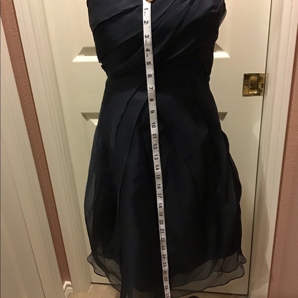 Vera Wang Maids Strapless Dress. 100% Silk - Picture 6 of 8